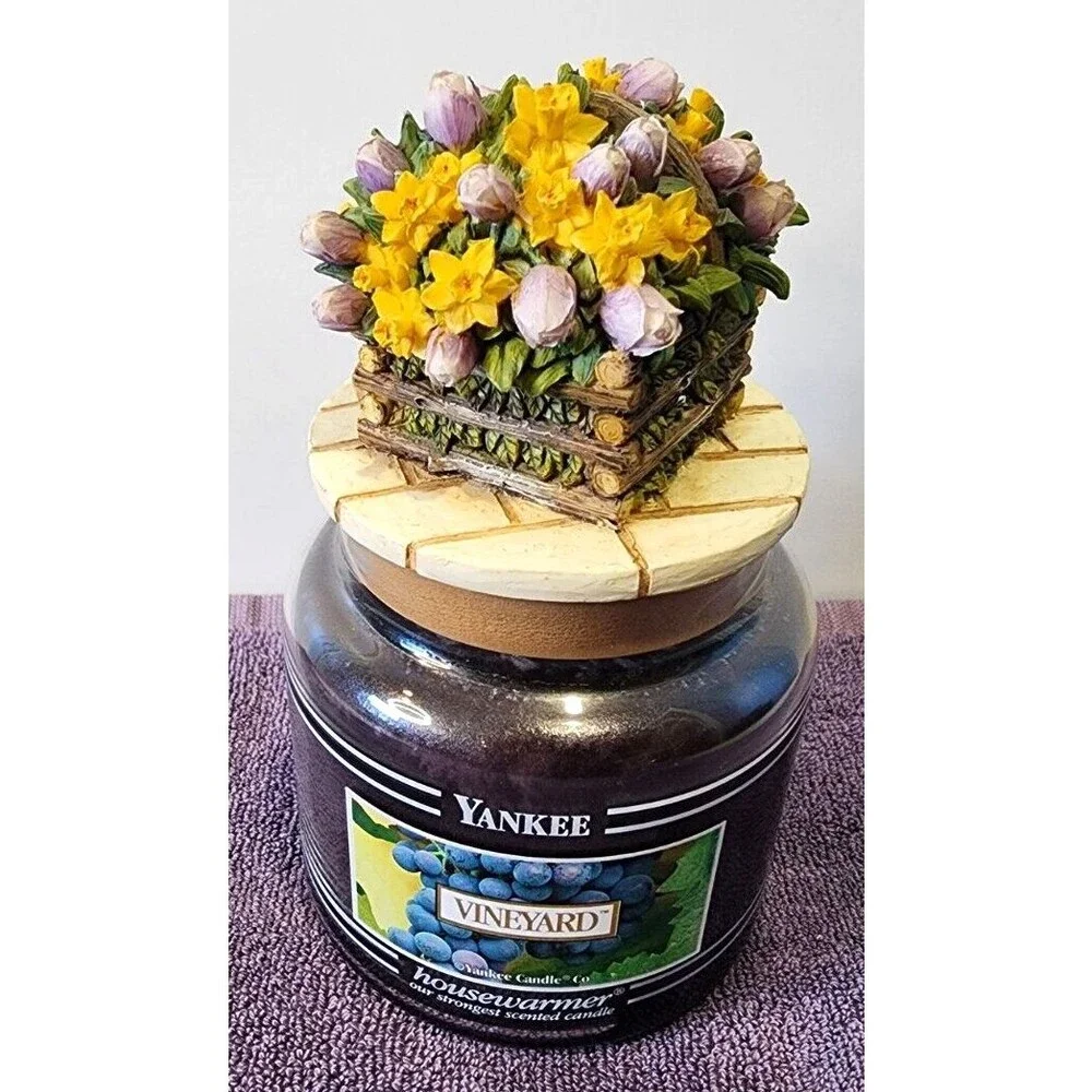 VINEYARD Yankee Candle Black Band ORIGINAL 14.5oz WHITE LABEL & Flower‎ Topper